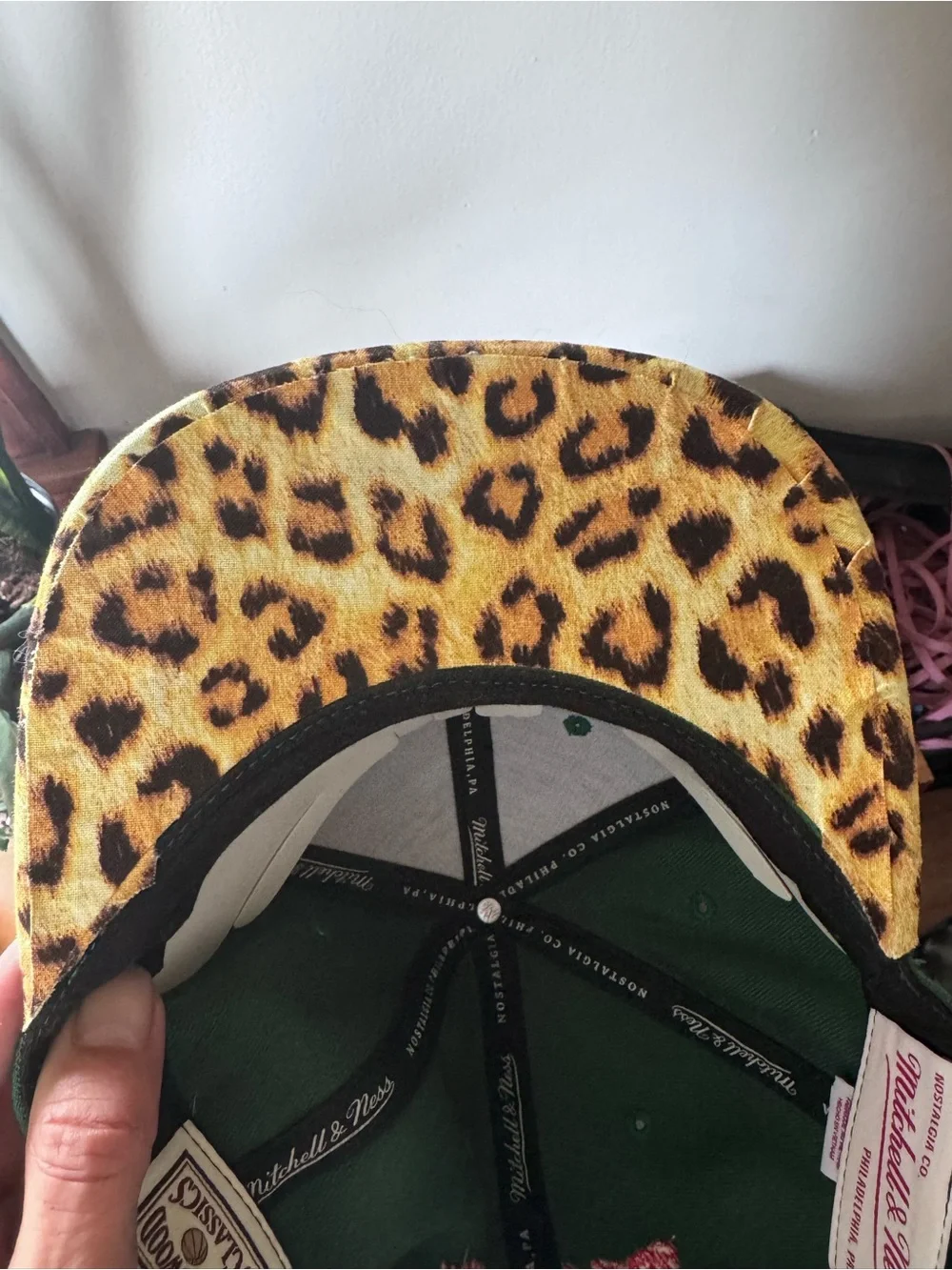 Mitchell & Ness Milwaukee bucks snapback with cheetah skin brim